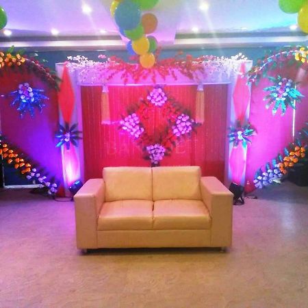 Hotel Yash Inn Mirzapur Экстерьер фото
