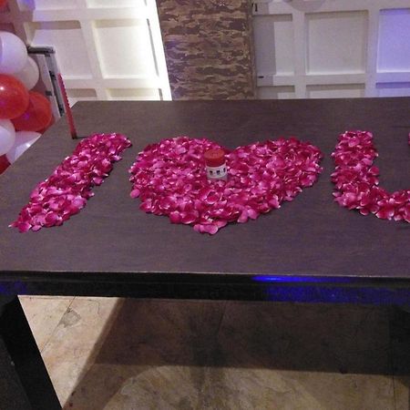 Hotel Yash Inn Mirzapur Экстерьер фото