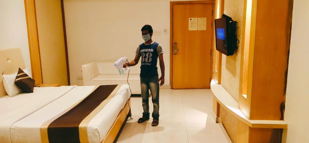 Hotel Yash Inn Mirzapur Экстерьер фото