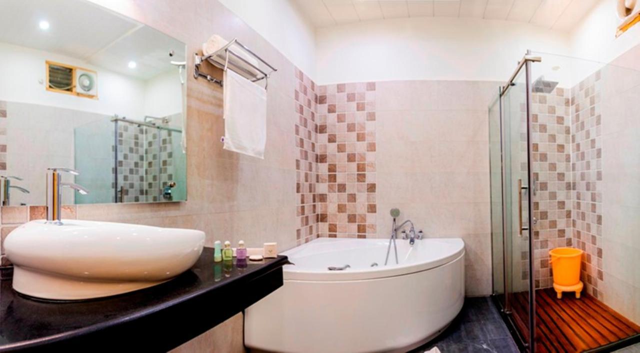 Hotel Yash Inn Mirzapur Экстерьер фото