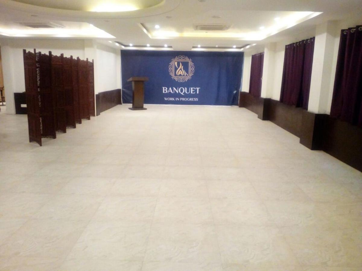 Hotel Yash Inn Mirzapur Экстерьер фото