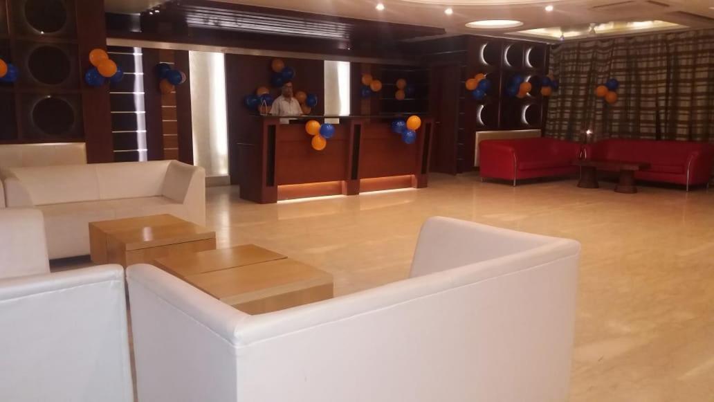 Hotel Yash Inn Mirzapur Экстерьер фото