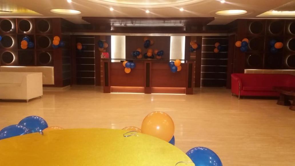 Hotel Yash Inn Mirzapur Экстерьер фото