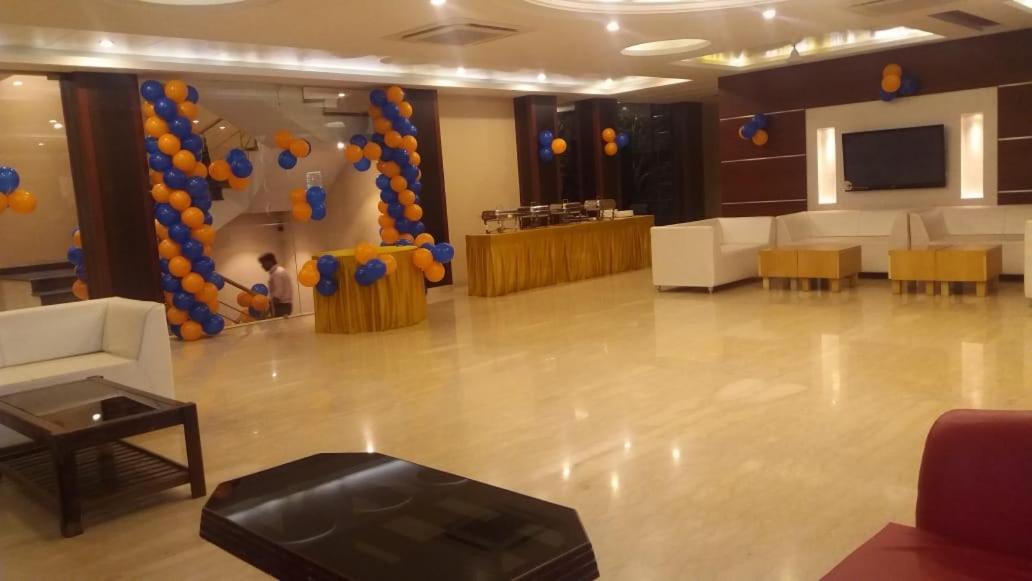 Hotel Yash Inn Mirzapur Экстерьер фото