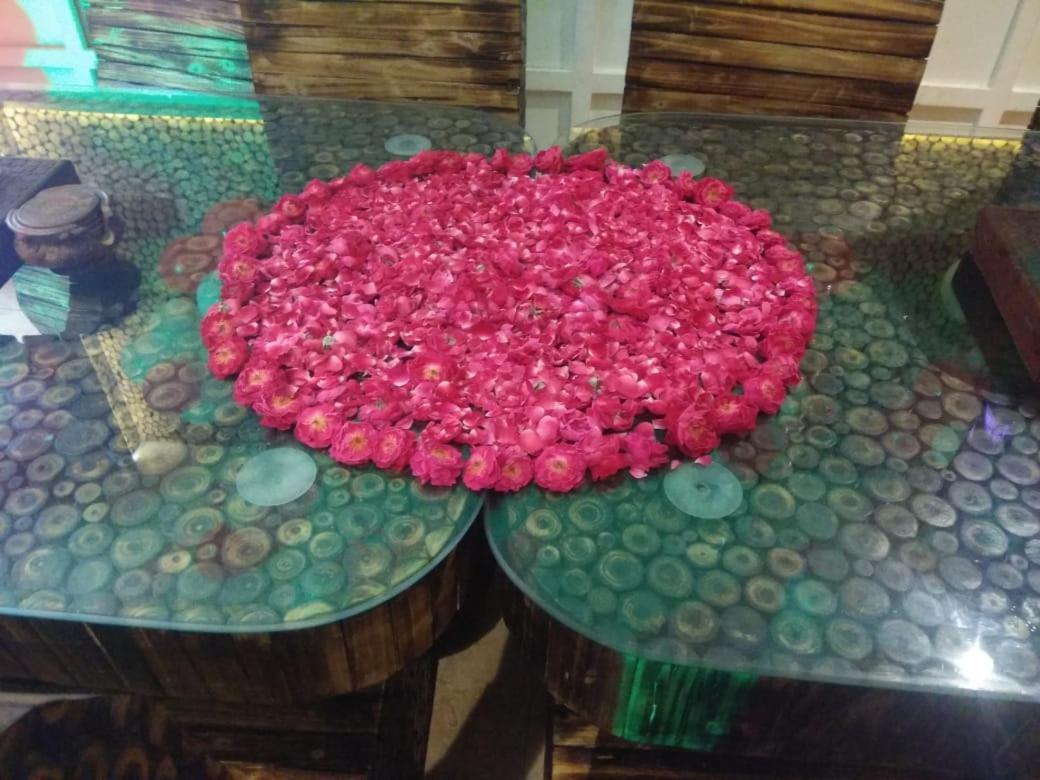 Hotel Yash Inn Mirzapur Экстерьер фото