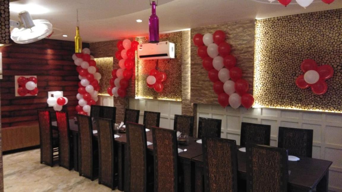 Hotel Yash Inn Mirzapur Экстерьер фото